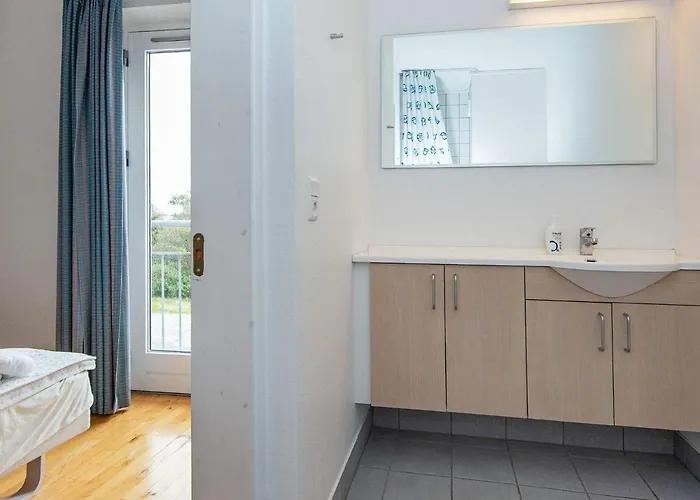 6 Person In Feriehus Højer